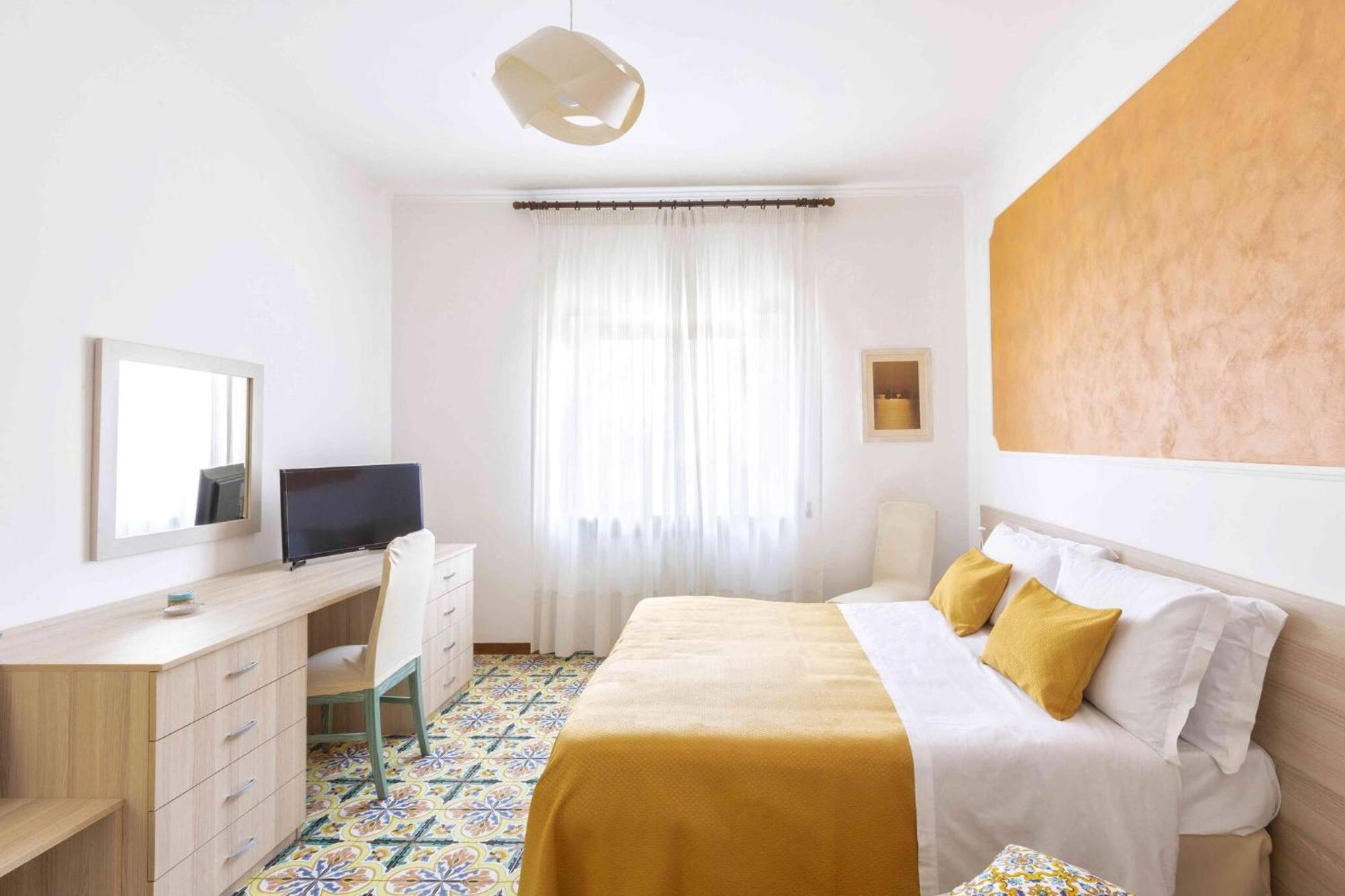 Sorrentovibes - Modern Apartment With Terrace, Swimming Pool&Tennis Eksteriør billede