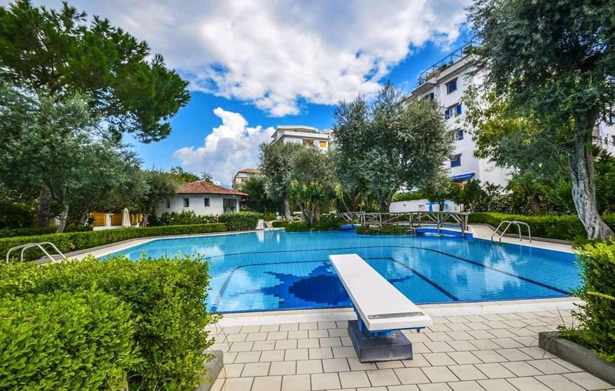 Sorrentovibes - Modern Apartment With Terrace, Swimming Pool&Tennis Eksteriør billede