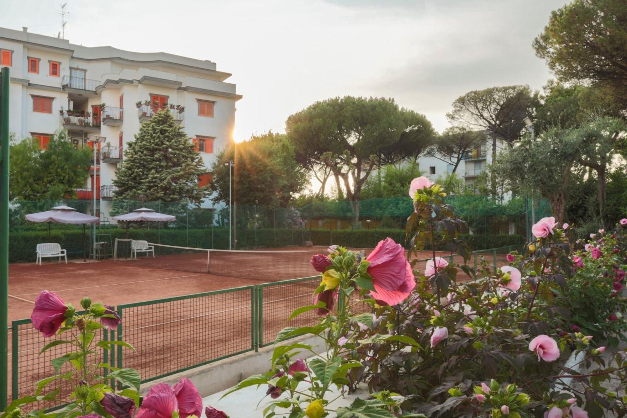 Sorrentovibes - Modern Apartment With Terrace, Swimming Pool&Tennis Eksteriør billede
