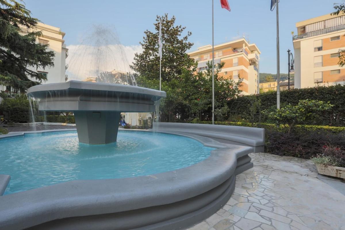 Sorrentovibes - Modern Apartment With Terrace, Swimming Pool&Tennis Eksteriør billede